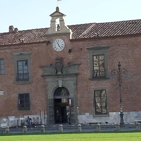 Peace فندق مبيت وإفطار *